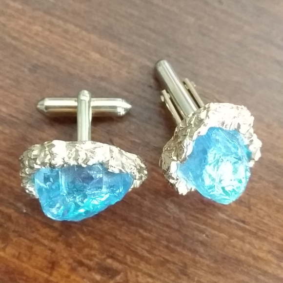 Vintage SWANK Cufflinks Blue Glacier Glass Iridescent Aurora Borealis Geode - Picture 3 of 6